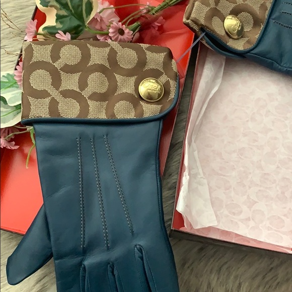 NWT Leather Coach Gloves - Picture 2 of 7
